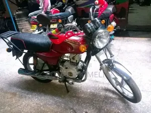 Bajaj Boxer 2024 Red