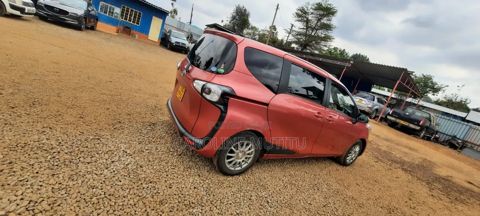 Toyota Sienta 2016 Burgundy