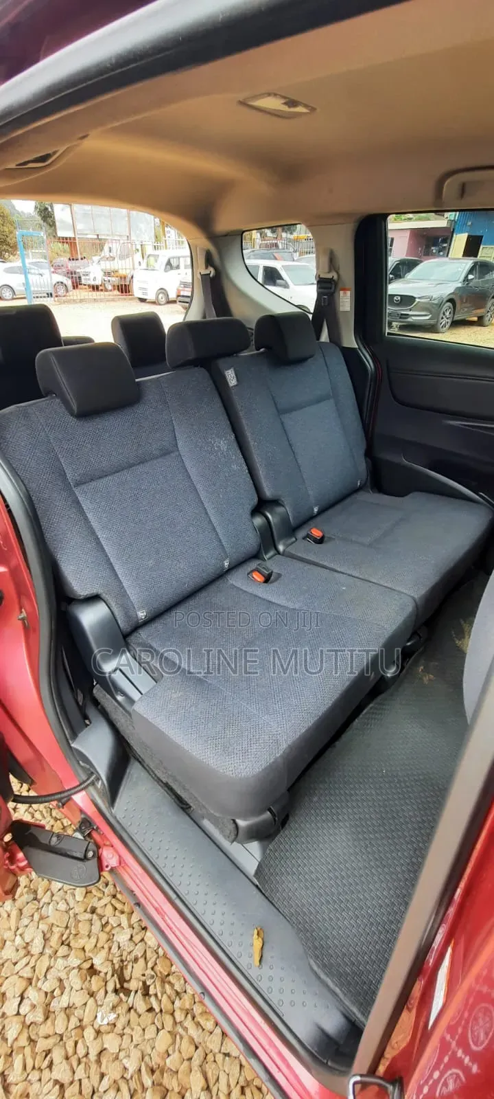 Toyota Sienta 2016 Burgundy