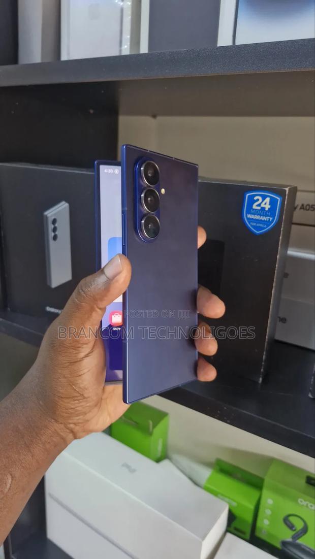 Samsung Galaxy Z Fold7 256 GB Blue - thumbnail 5