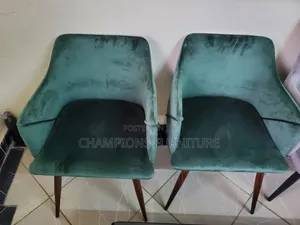 Elegant Green Velvet Accent Chair
