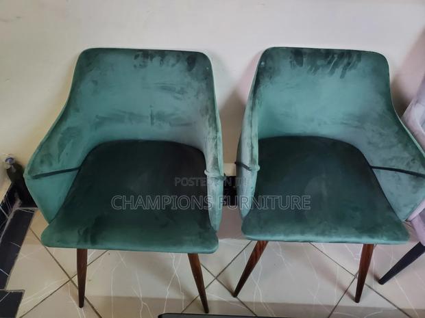 Elegant Green Velvet Accent Chair