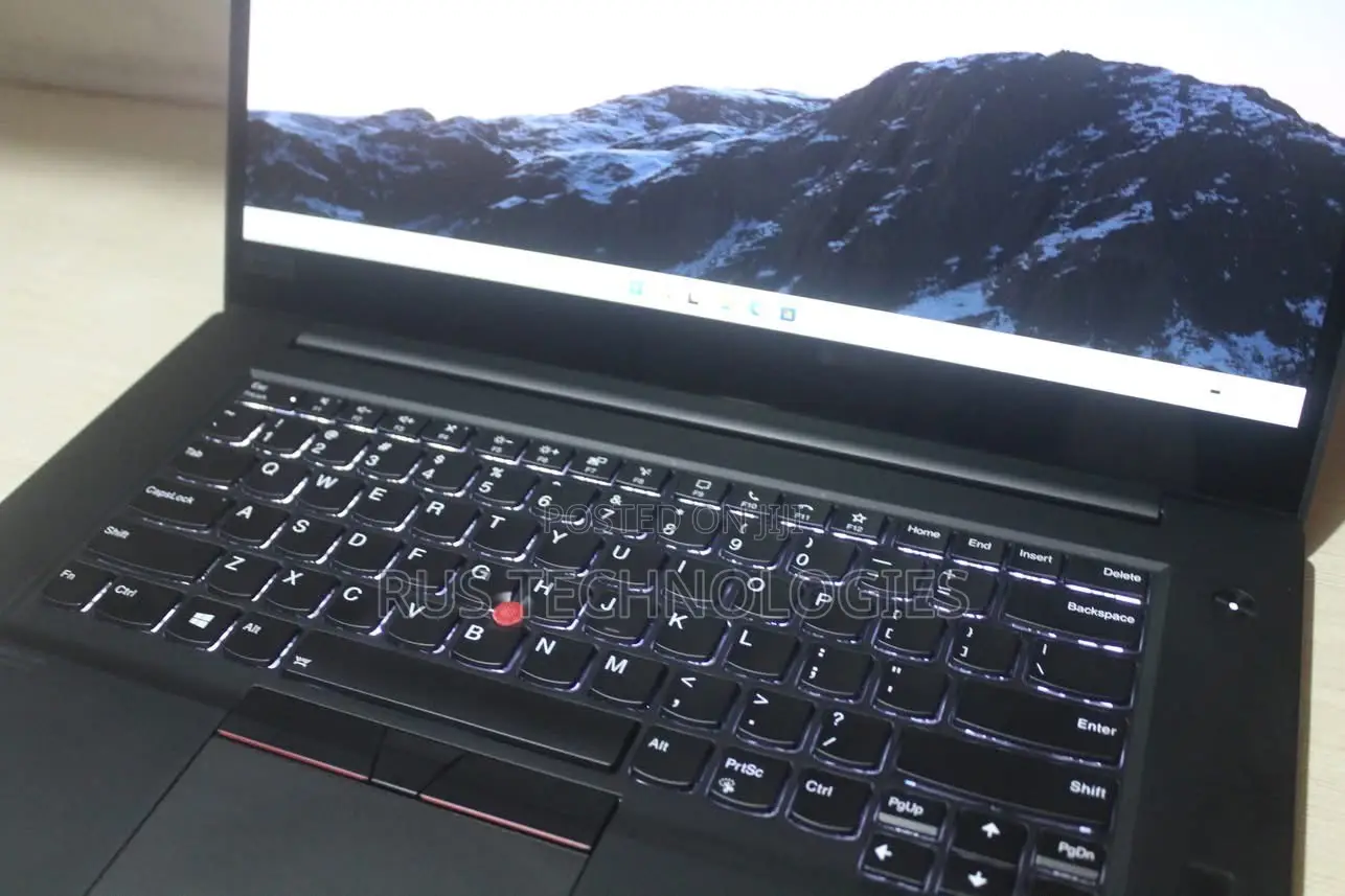 Laptop Lenovo ThinkPad P1 Gen4 16GB Intel Core i9 SSD 512GB