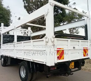 Isuzu NKR Local