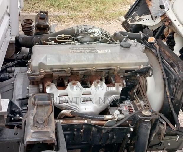 Isuzu NKR Local - thumbnail 7