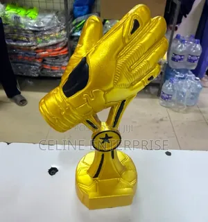 Trophy Gloves