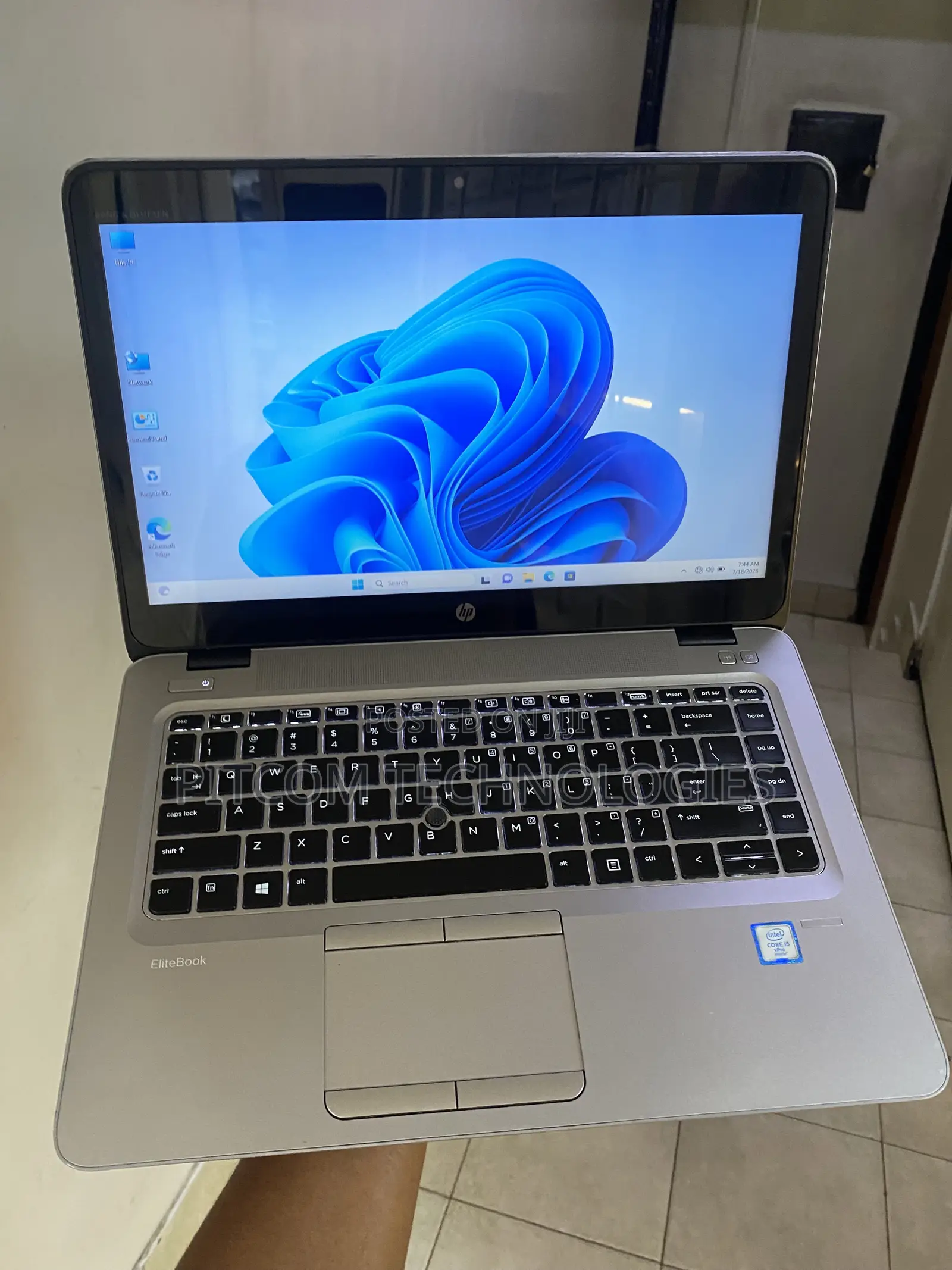 New Laptop HP EliteBook 840 G3 8GB Intel Core i5 SSD 256GB