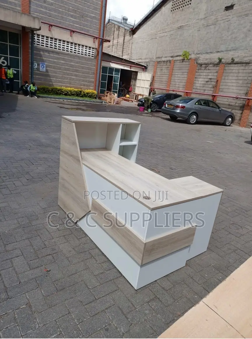 Custom 160cm Reception Table.