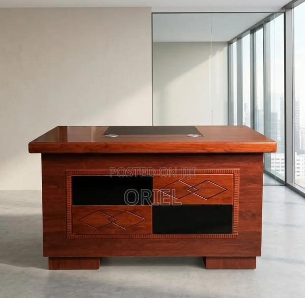 Office Desk : 1.4M Corporate Mahogany Desk - thumbnail 4