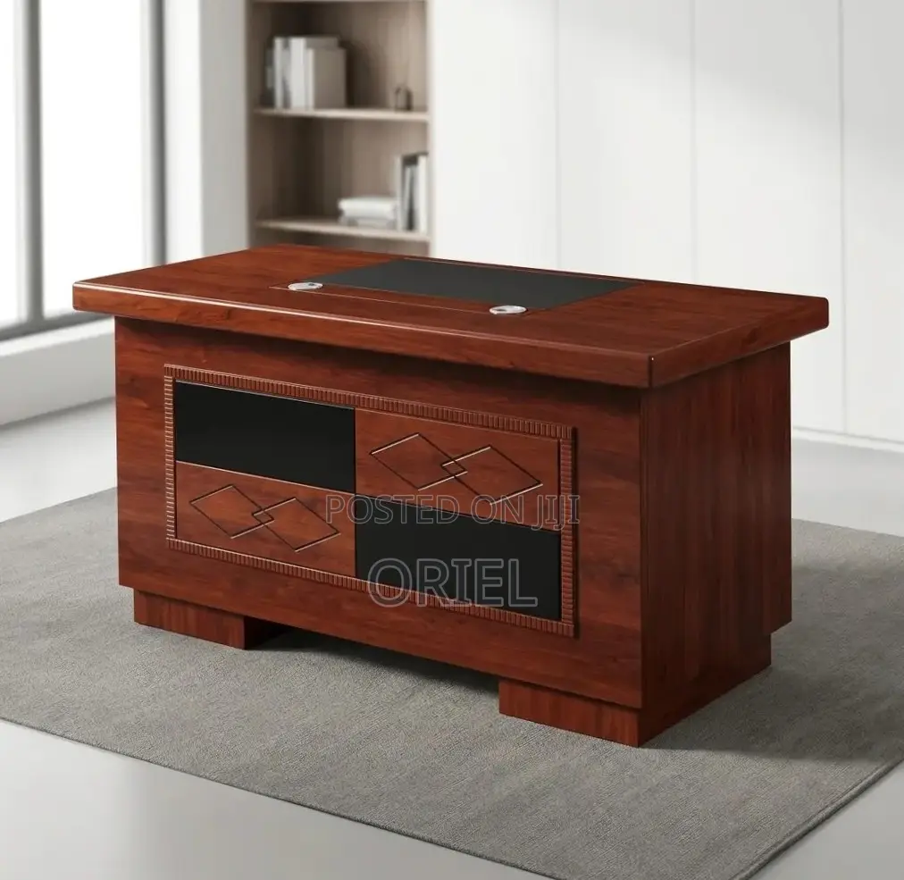 Office Desk : 1.4M Corporate Mahogany Desk