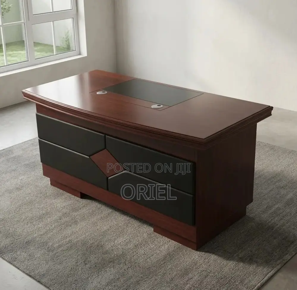 Office Desk : 1.4M Corporate Mahogany Desk