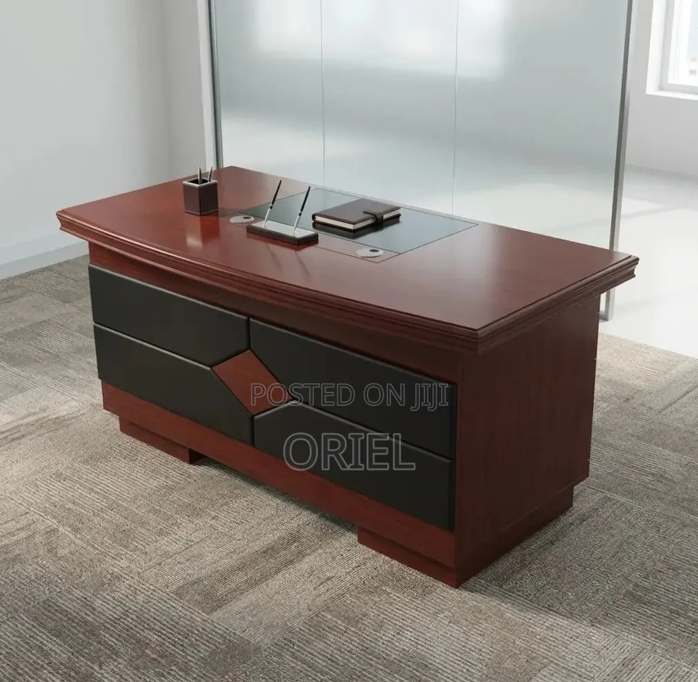 Office Desk : 1.4M Corporate Mahogany Desk