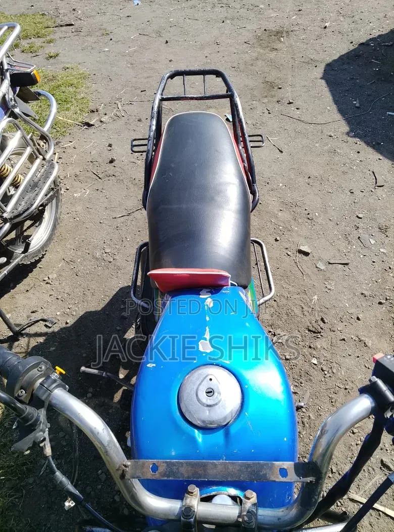 Honda Dream Neo 2026 Red