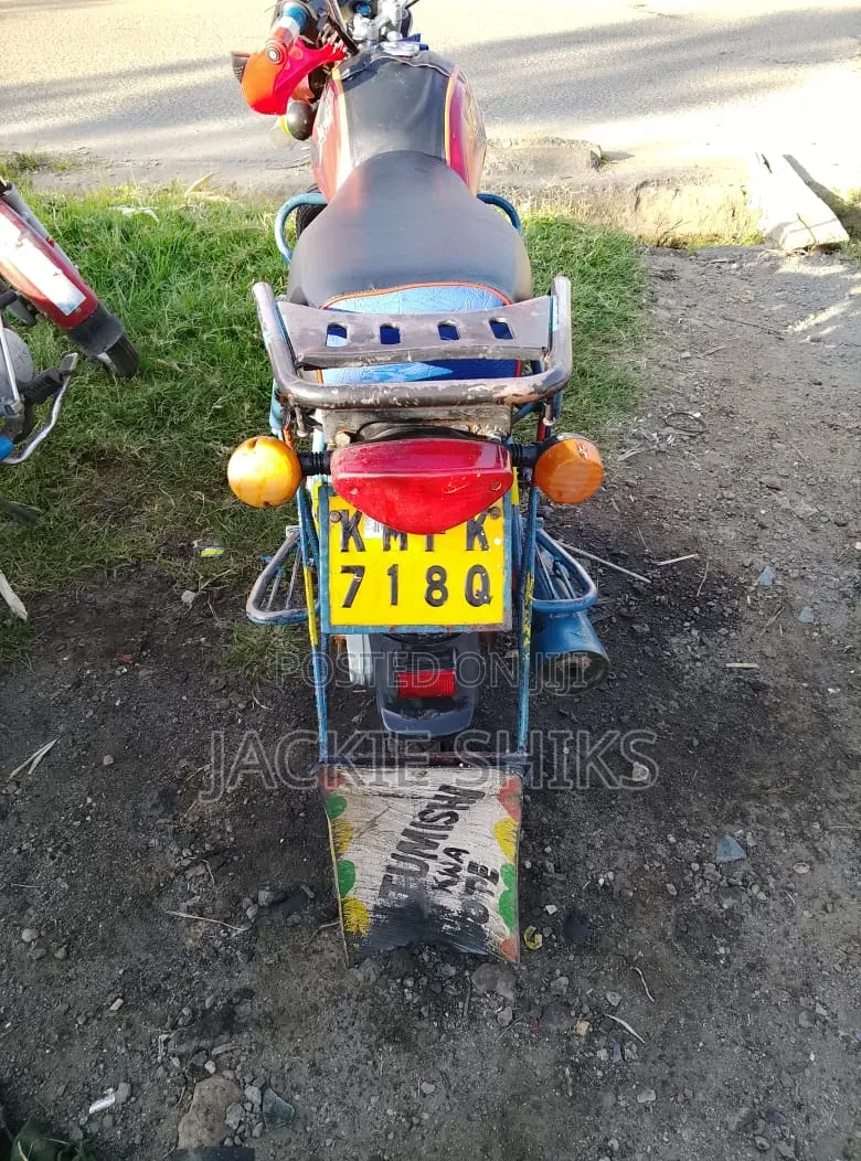 Honda Dream Neo 2026 Red
