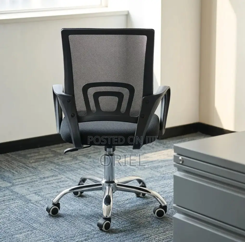 Office Chair : Clerical Office Staff Chair
