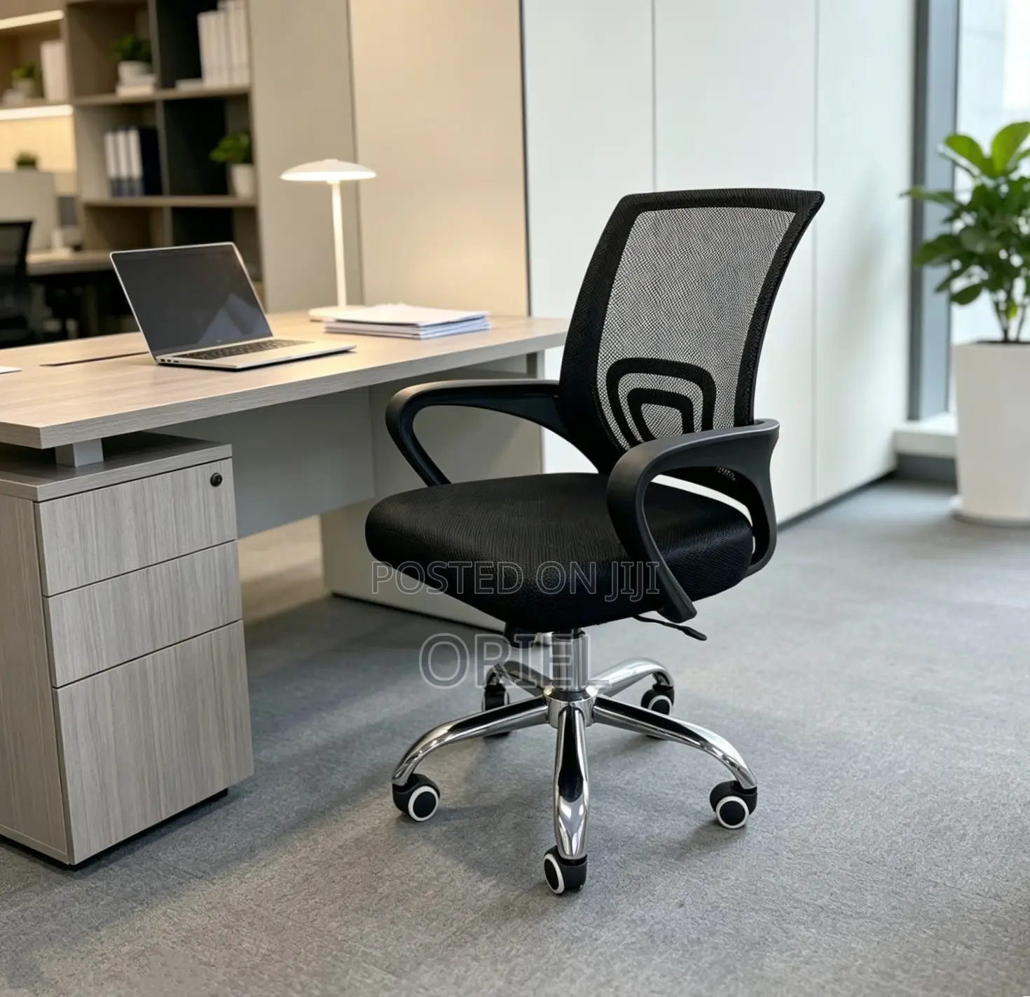 Office Chair : Clerical Office Staff Chair