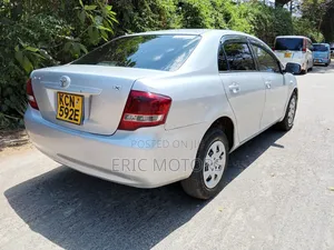Toyota Axio 2010 Silver