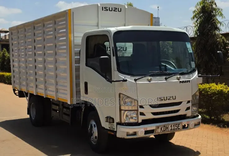 Isuzu NMR 2021 White