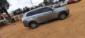 Mitsubishi Outlander 2012 Silver