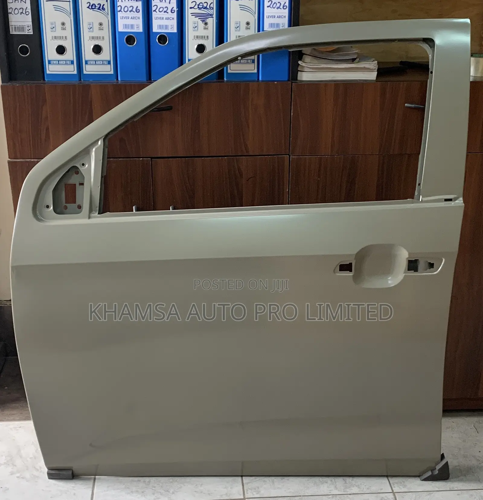 Dmax 2020 Front Door