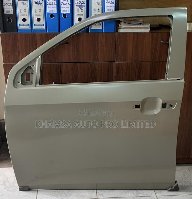 Dmax 2020 Front Door - main view