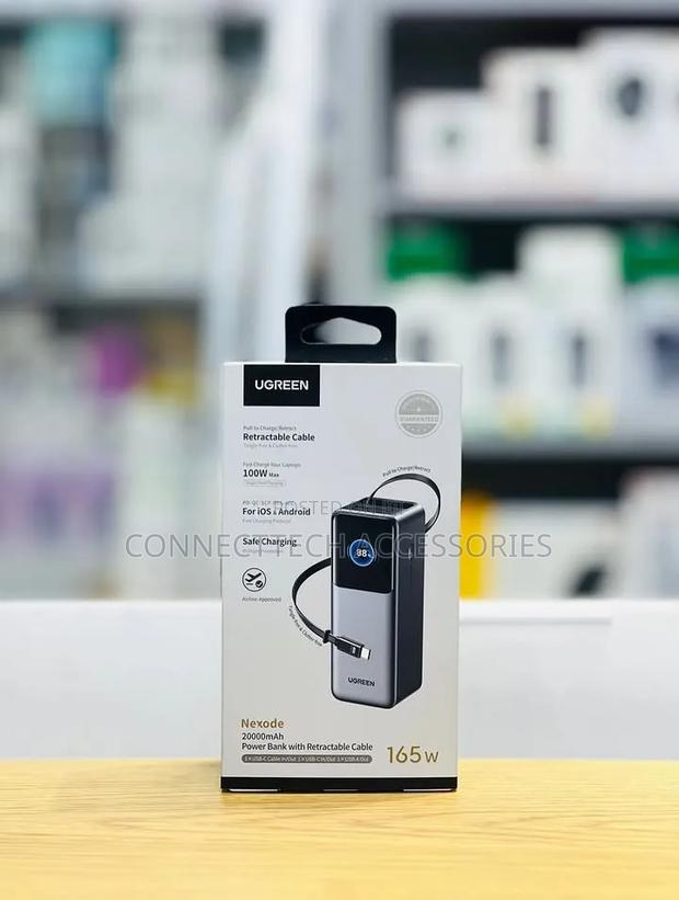 UGREEN 20000mAh 165W Power Bank With Retractable Cable - thumbnail 2