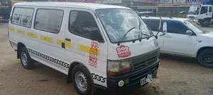 Toyota HiAce 2004 White