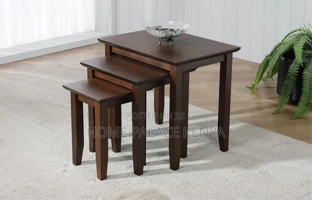 Nesting Table; Traditional Mahogany Nesting Coffee Table Set - main view