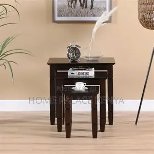 Nesting Table; Traditional Mahogany Nesting Coffee Table Set