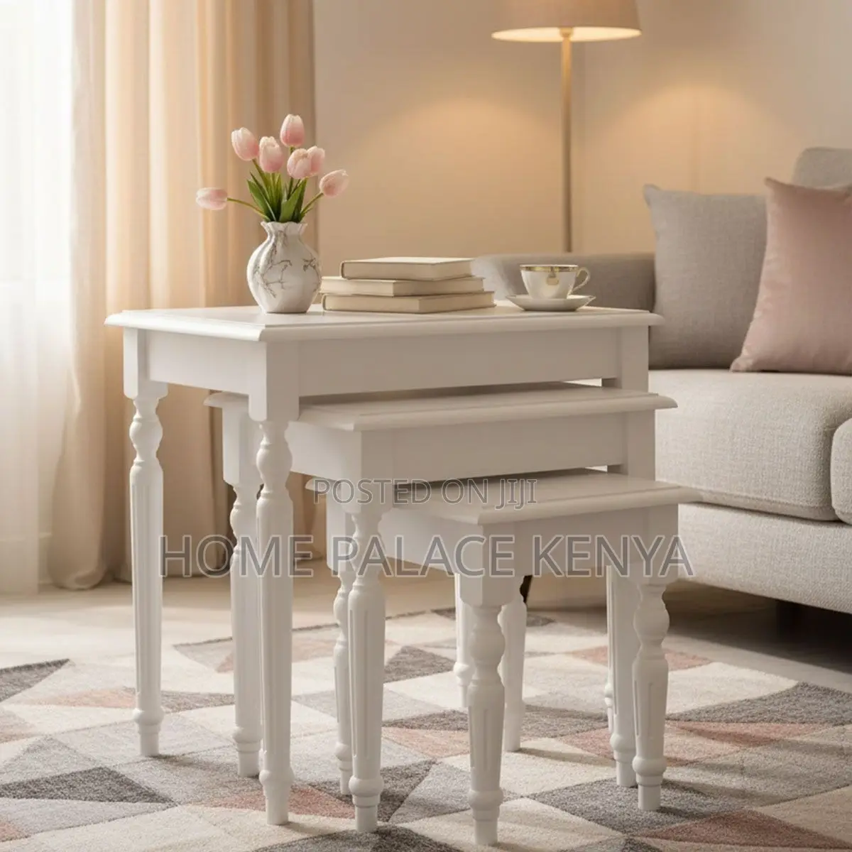 Nesting Table; Traditional Mahogany Nesting Coffee Table Set
