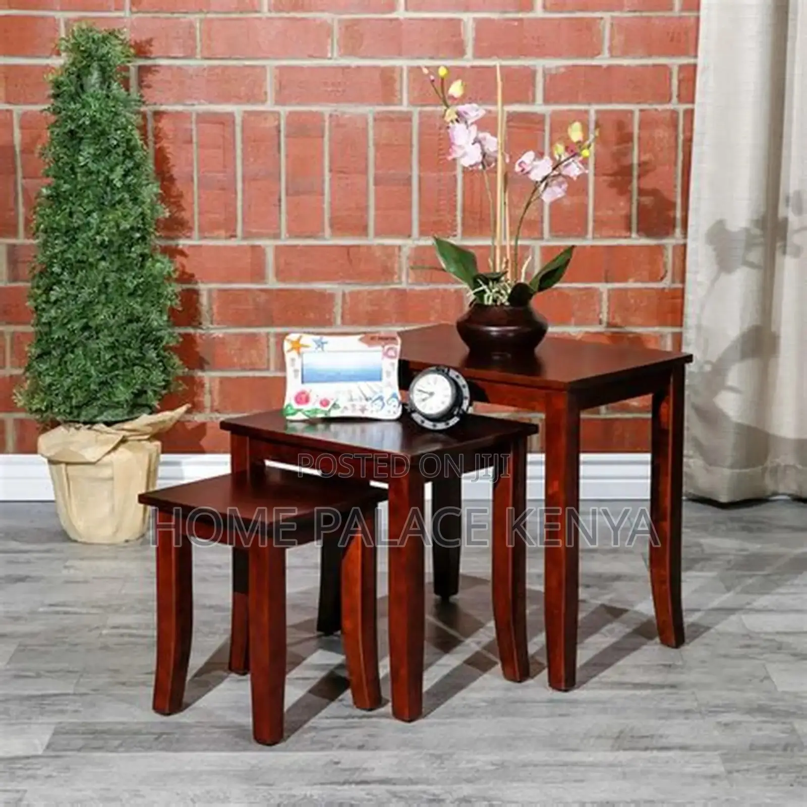 Nesting Table; Traditional Mahogany Nesting Coffee Table Set