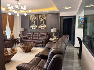 Elegant 3BR All-en-Suite Apartment | Diamond Oak, Kileleshwa