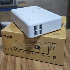 Projector CO-W01 Epson// 3LCD Technology Projector