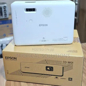 Projector CO-W01 Epson// 3LCD Technology Projector