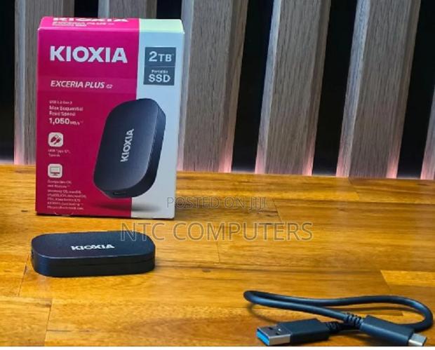 Kioxia Exceria Plus G2 Portable External SSD 2tb -USB-C, Usb3.2 Gen2 - main view