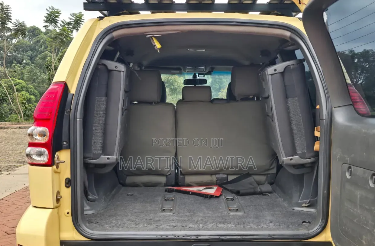 Toyota Land Cruiser Prado 2007 Yellow