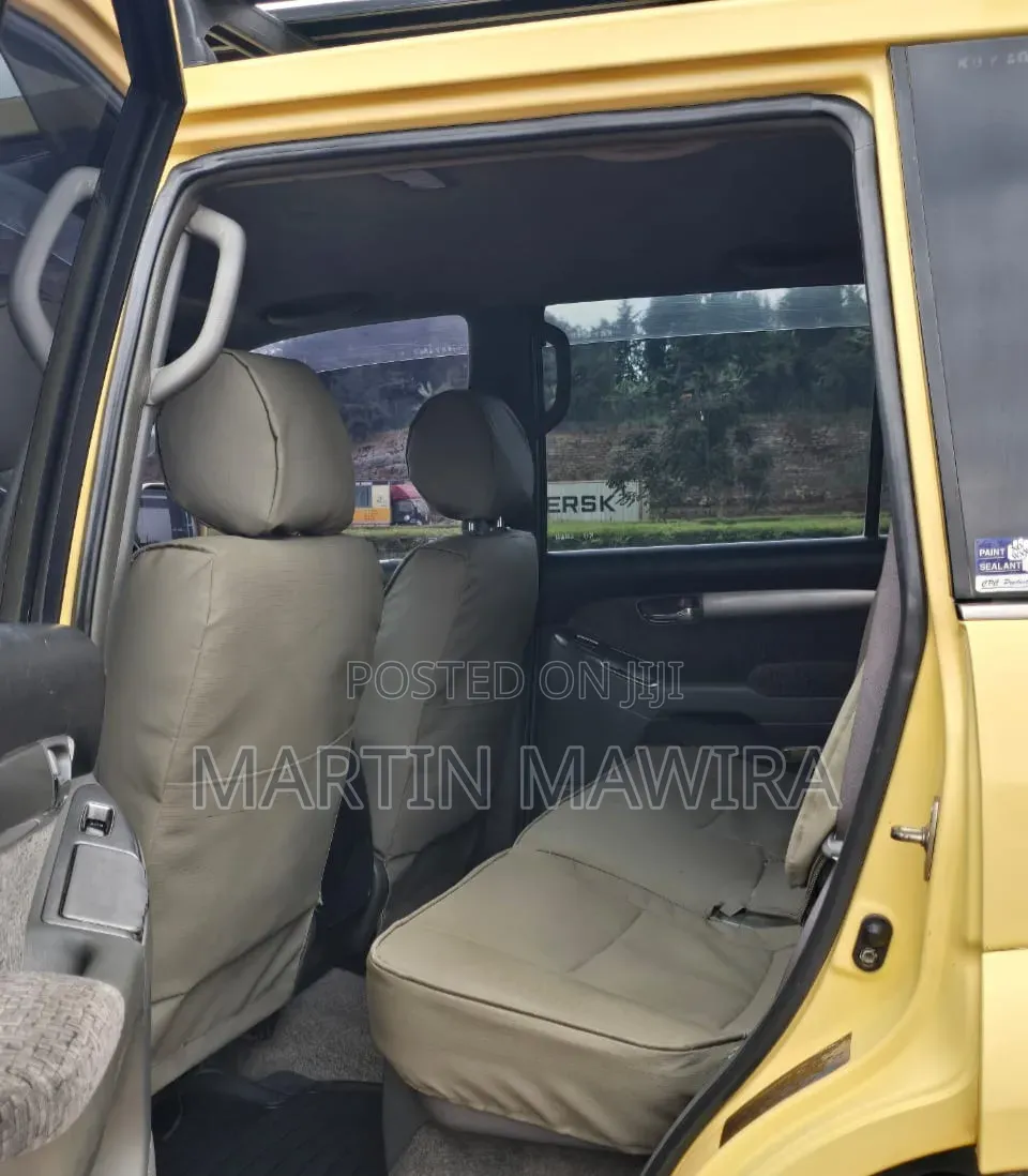 Toyota Land Cruiser Prado 2007 Yellow
