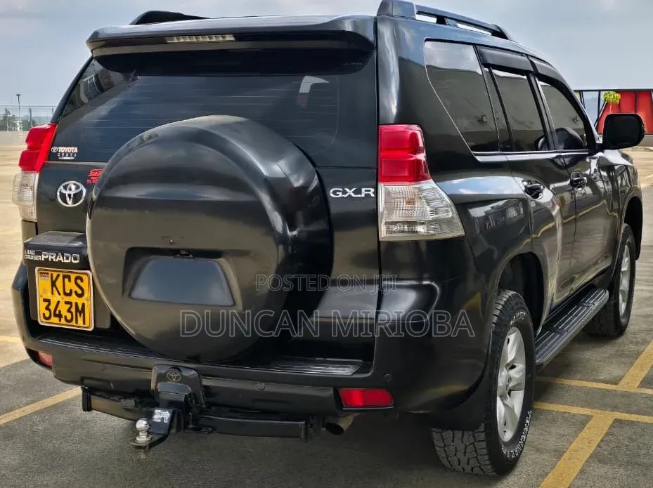 Toyota Land Cruiser Prado 2012 Black