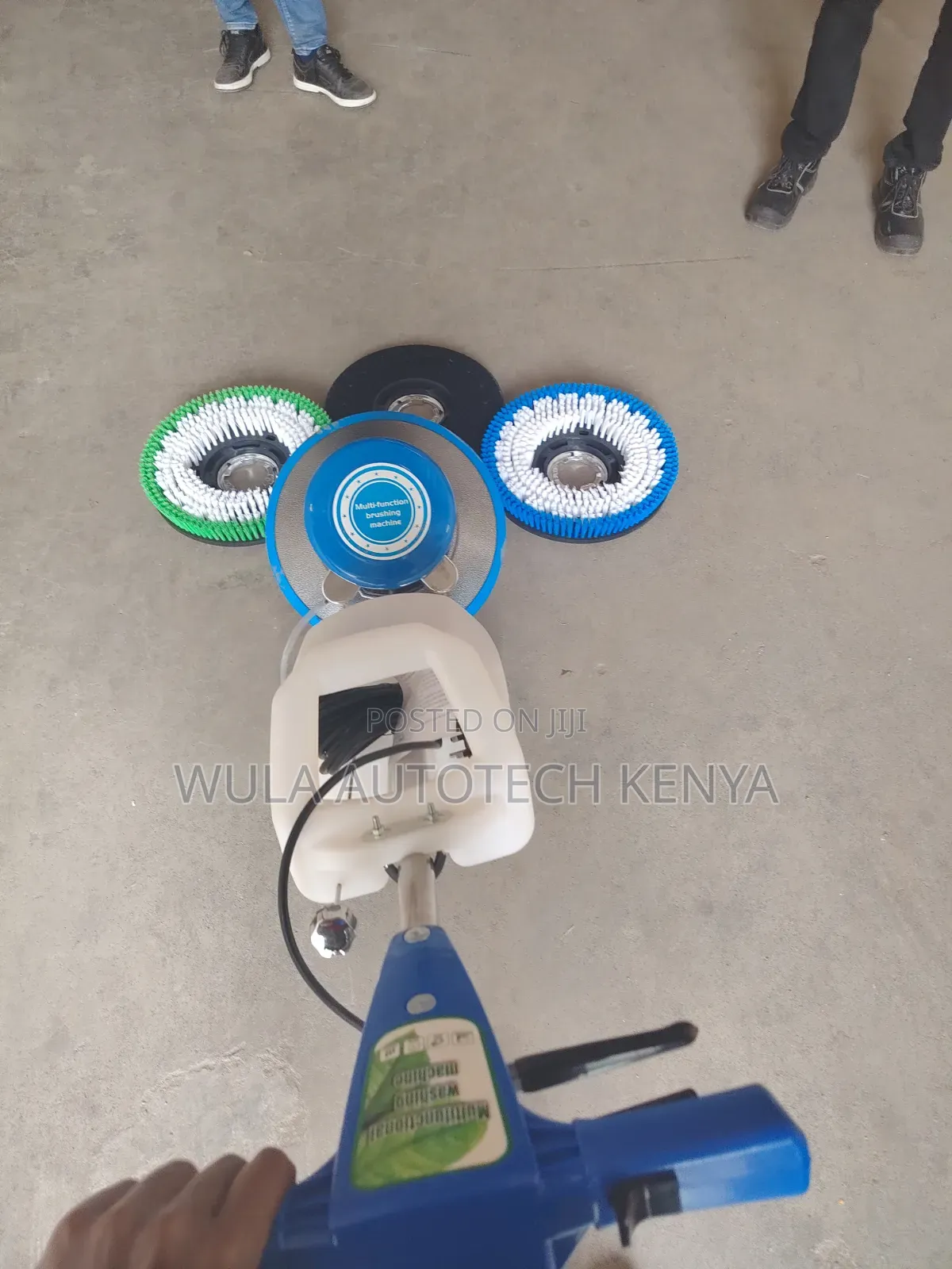 Powerful Scrubbing Heavy Duty and Commercial Sunshine Carpet Scrubber