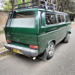 Volkswagen Kombi 1983 Green