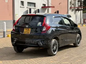 Honda Fit 2016
