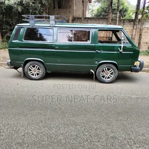 Volkswagen Kombi 1983 Green