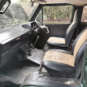 Volkswagen Kombi 1983 Green