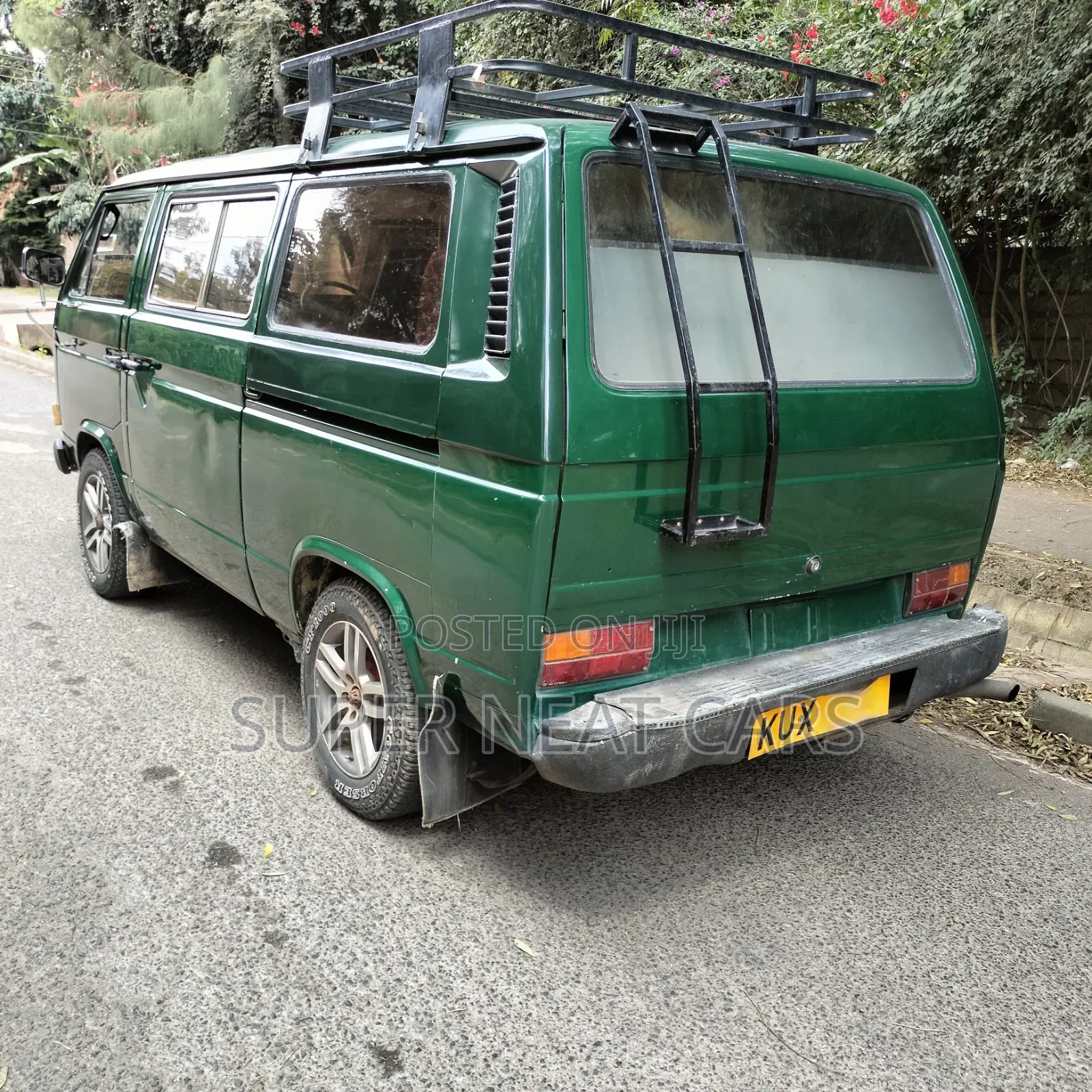 Volkswagen Kombi 1983 Green
