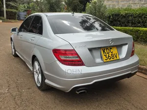 Mercedes-Benz C200 2014 Silver