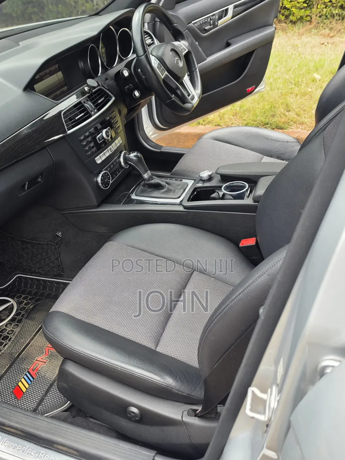 Mercedes-Benz C200 2014 Silver