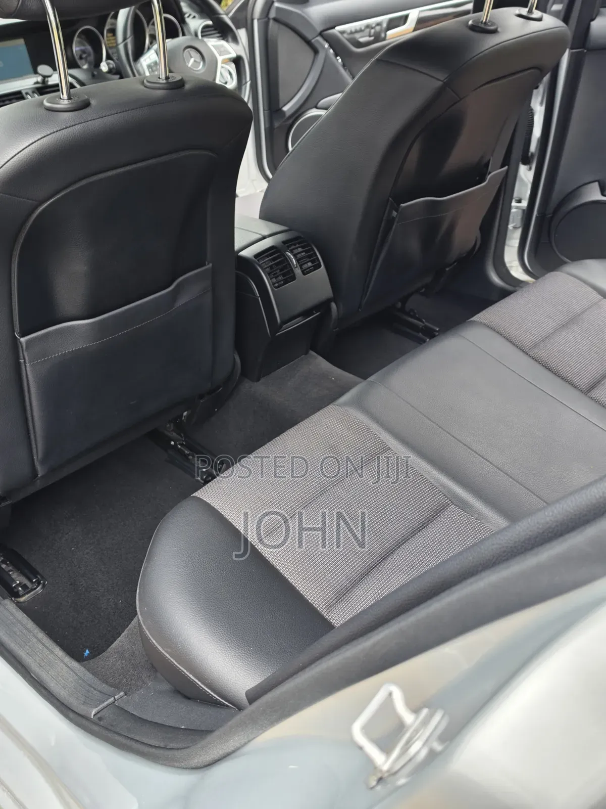 Mercedes-Benz C200 2014 Silver