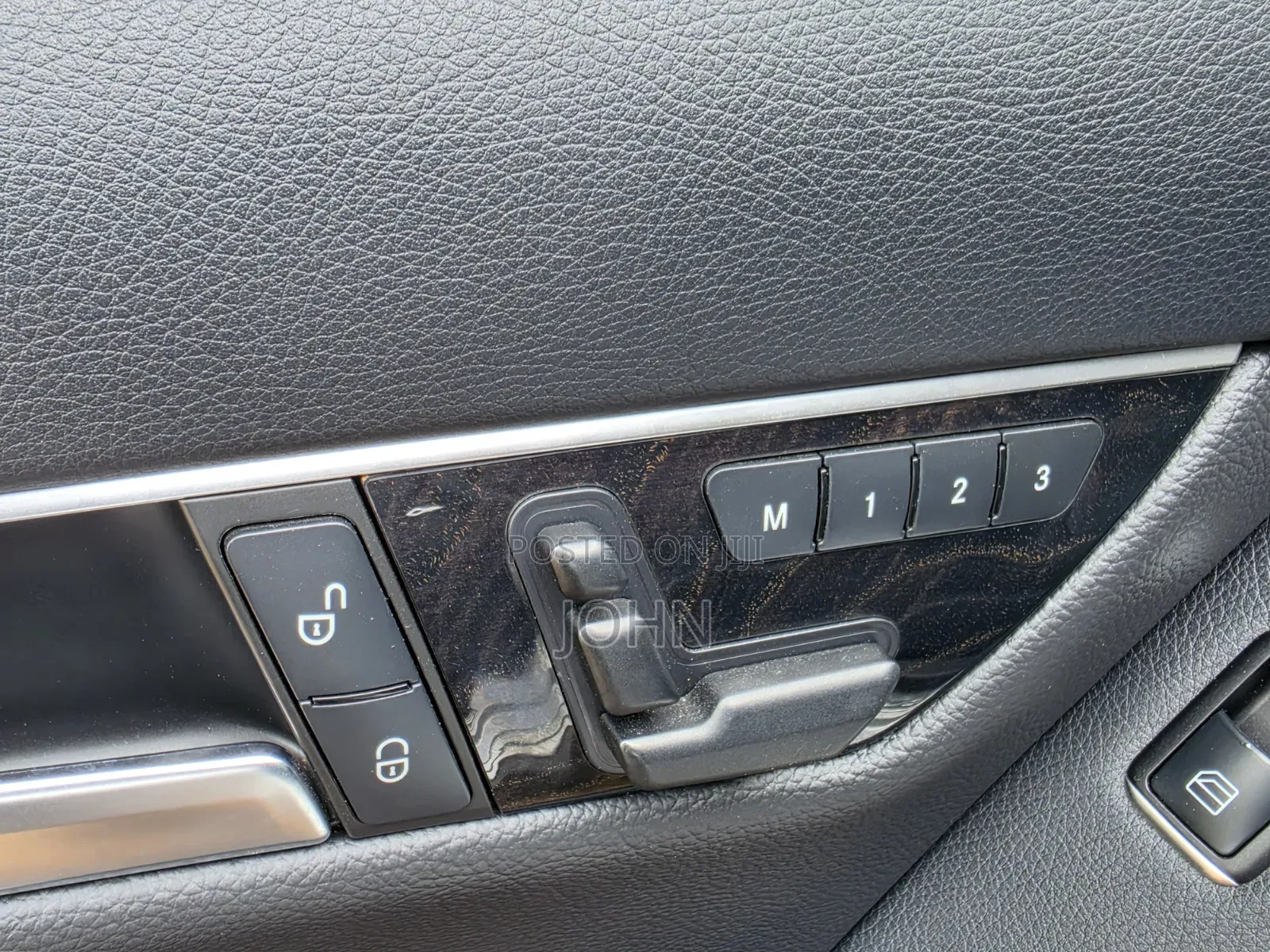 Mercedes-Benz C200 2014 Silver