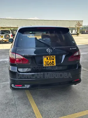 Toyota Ipsum 2004 Black