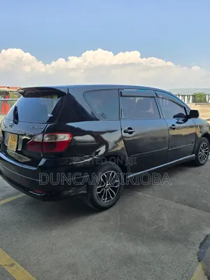 Toyota Ipsum 2004 Black